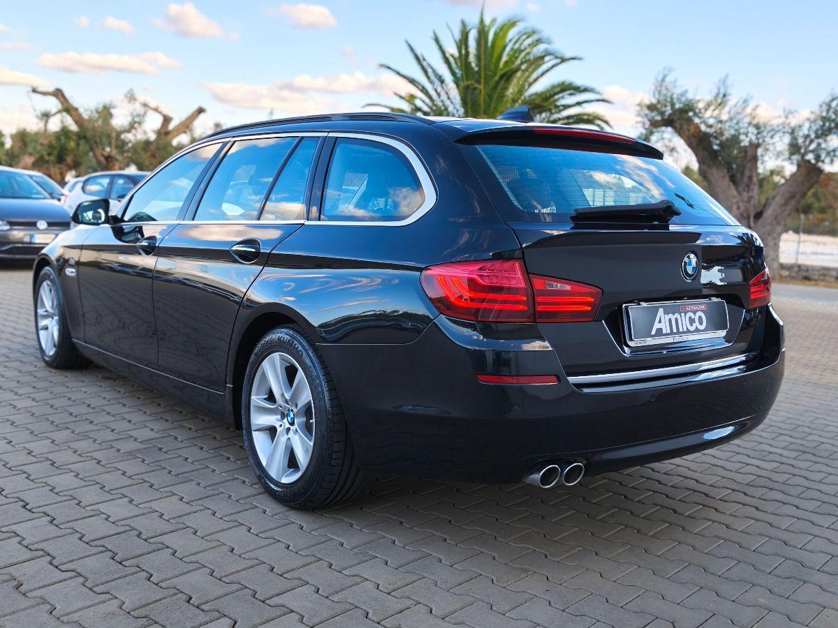 BMW Serie 5 Touring 520d Luxury Pelle Tetto LED