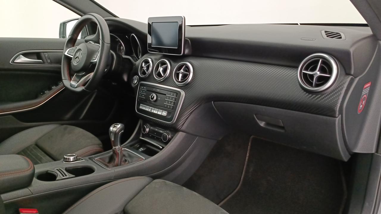 Mercedes-Benz Classe A 180 d Premium