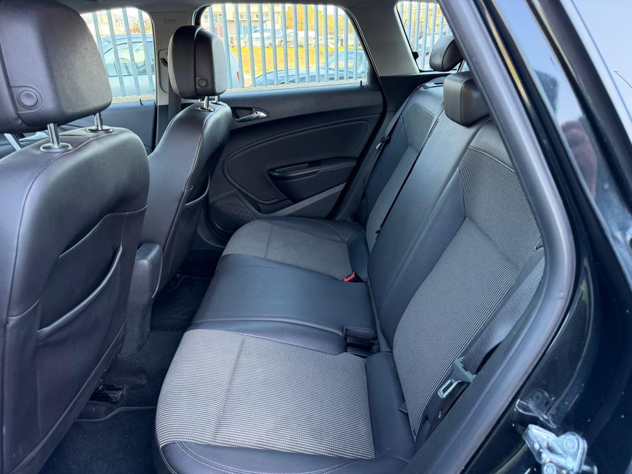 Opel Astra 1.7 CDTI 130CV Sports Tourer Cosmo