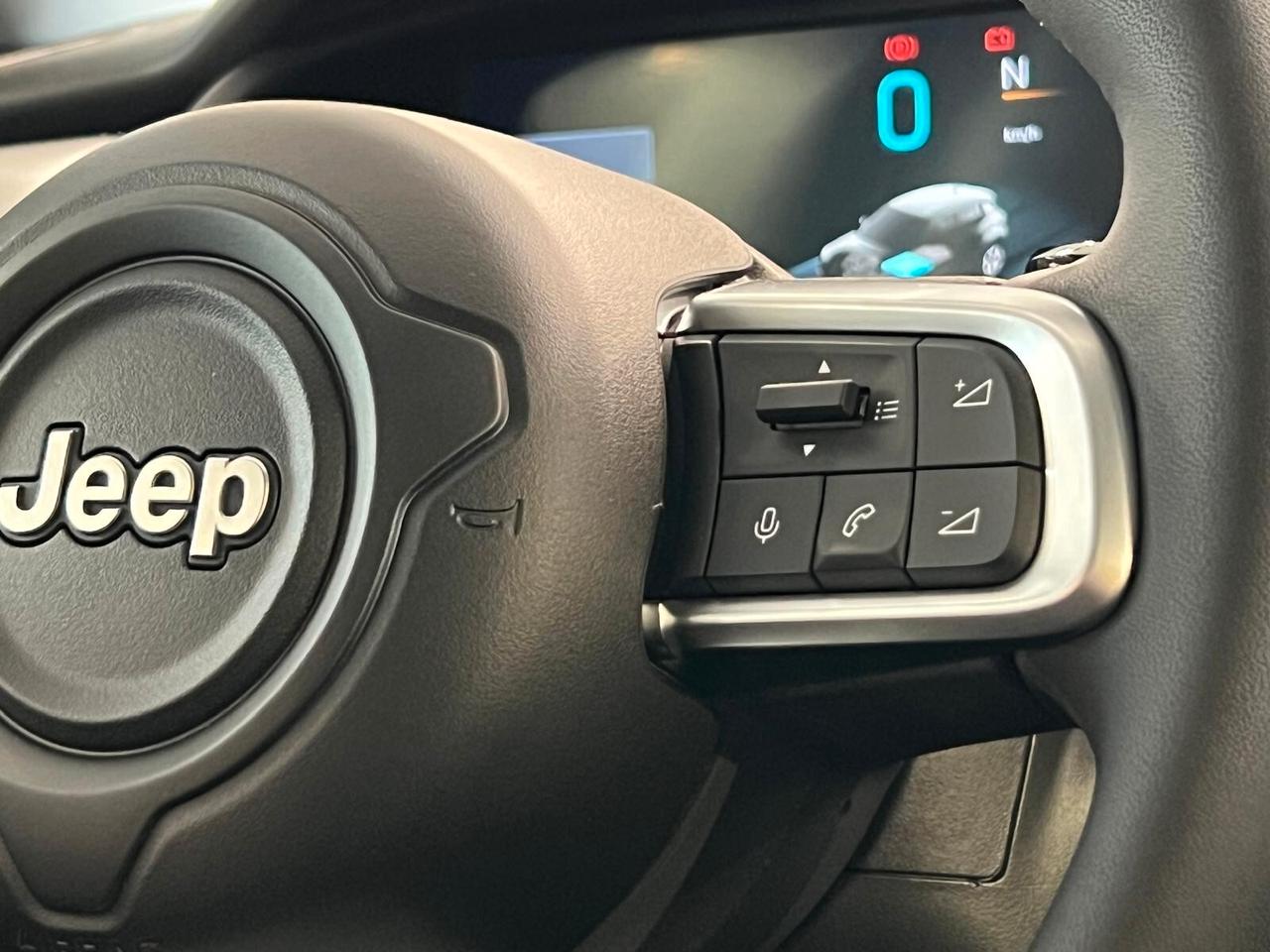 Jeep Avenger 1.2 Turbo 100 CV MHEV Tech & Sky