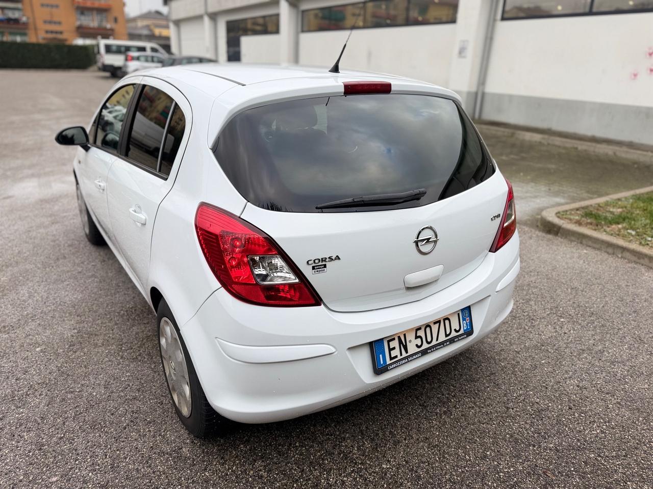 Opel Corsa 1.3 CDTI 2012 NEOPATENTATI 5porte