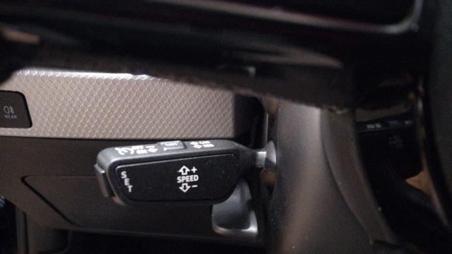 AUDI A1 allstreet 30 TFSI S tr. Identity Contrast S LINE
