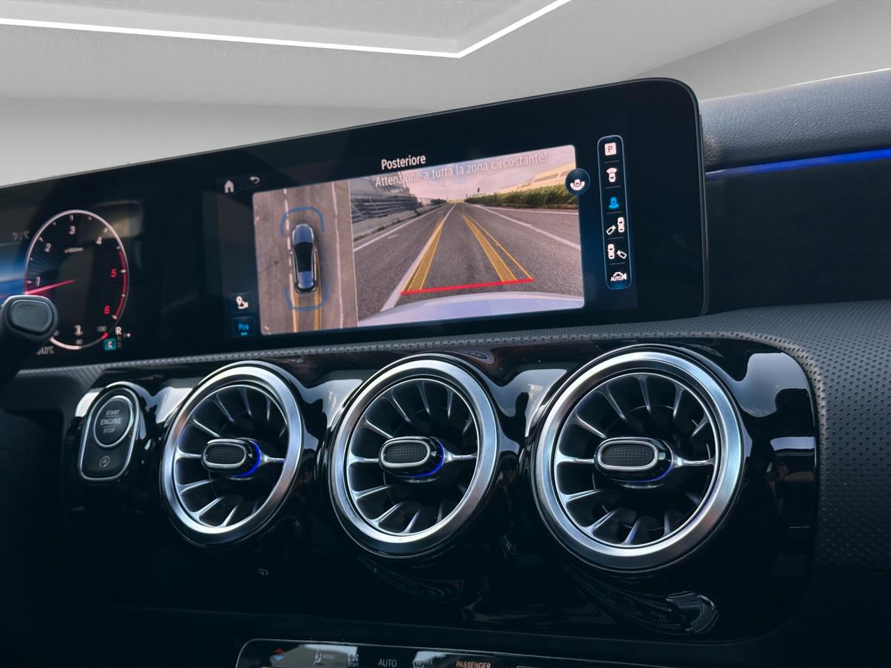 Mercedes-benz A 200d AMG Line Premium Plus Night