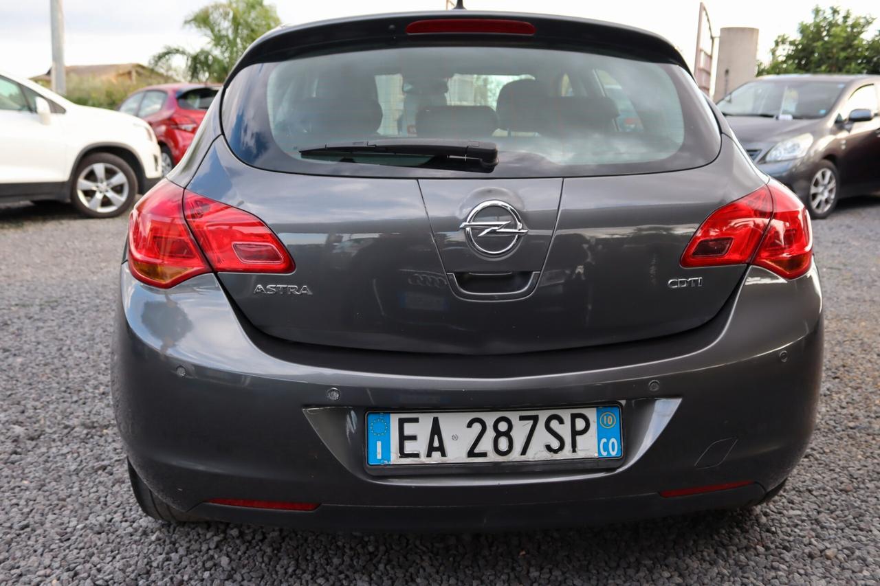 Opel Astra 1.7 CDTI 110CV 5 porte Cosmo