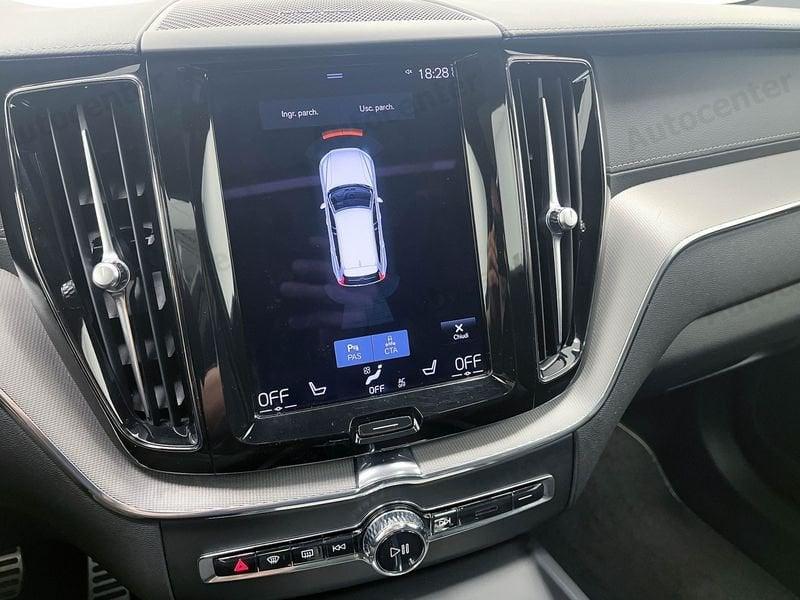 Volvo XC60 XC60 B4 (d) FWD 197CV GEARTRONIC R DESIGN
