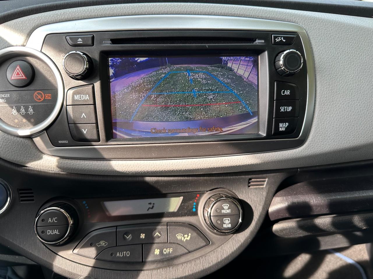 Toyota Yaris 1.5 Hybrid 5 porte Lounge