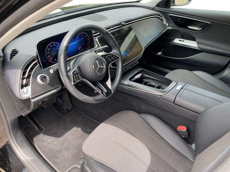 Mercedes-Benz Classe E E SW 220 d Advanced auto