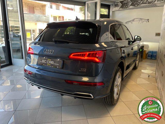AUDI Q5 2.0 TDI quattro Stronic S LINE