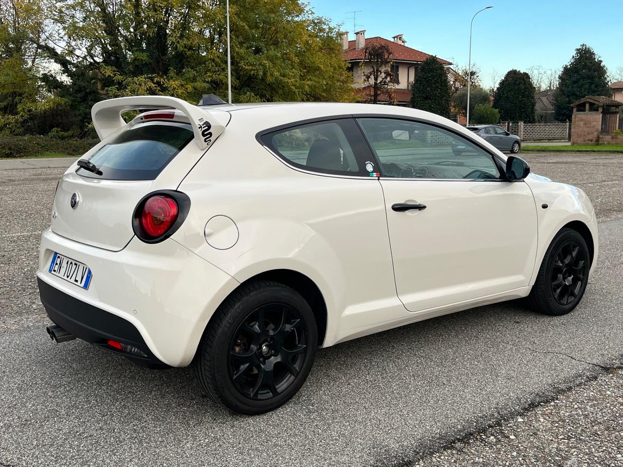 Alfa Romeo MiTo 1.4 - 78 CV - Distinctive sport pack -