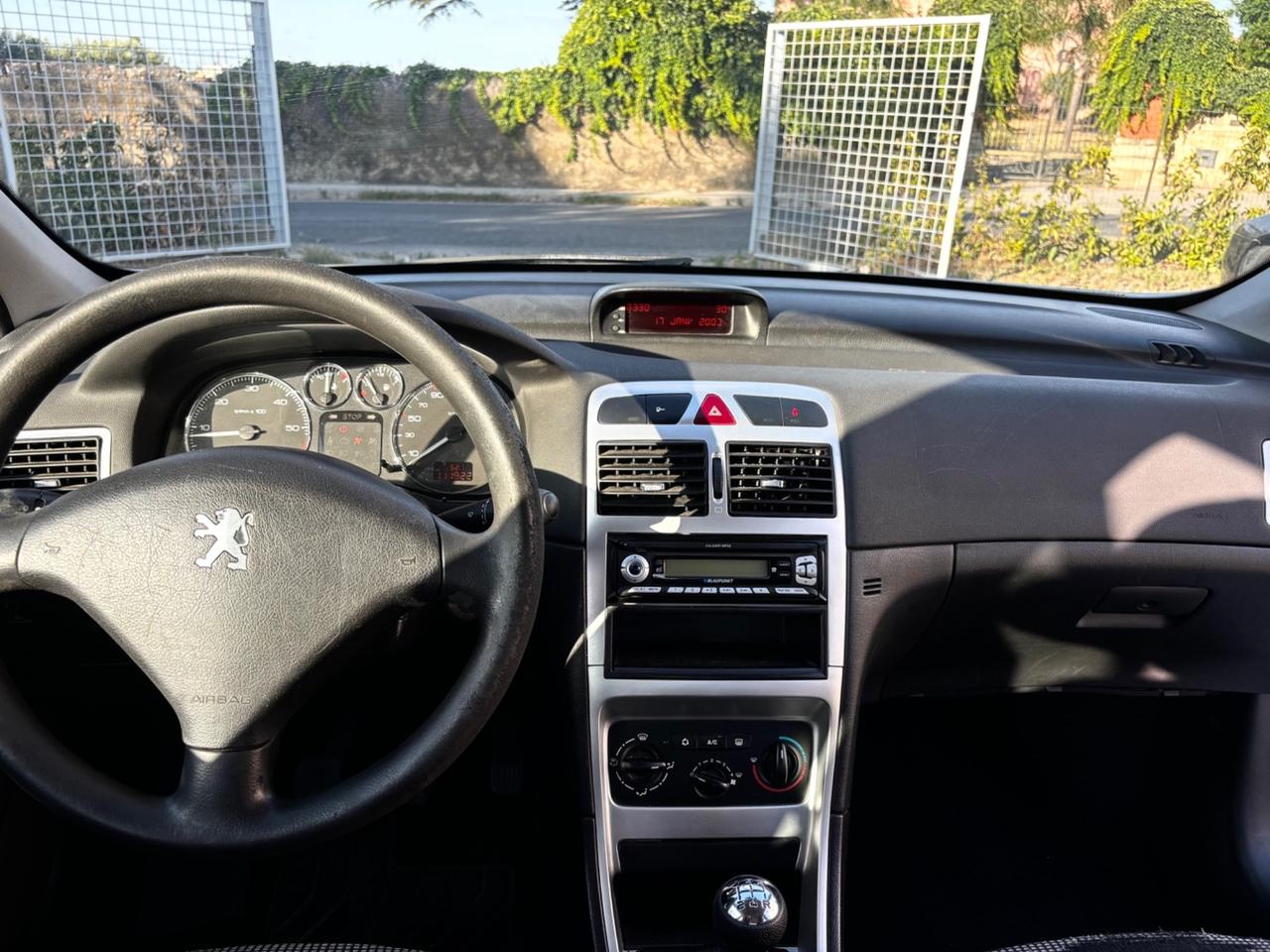 Peugeot 307 1.6 16V HDi 90CV 5p. XT