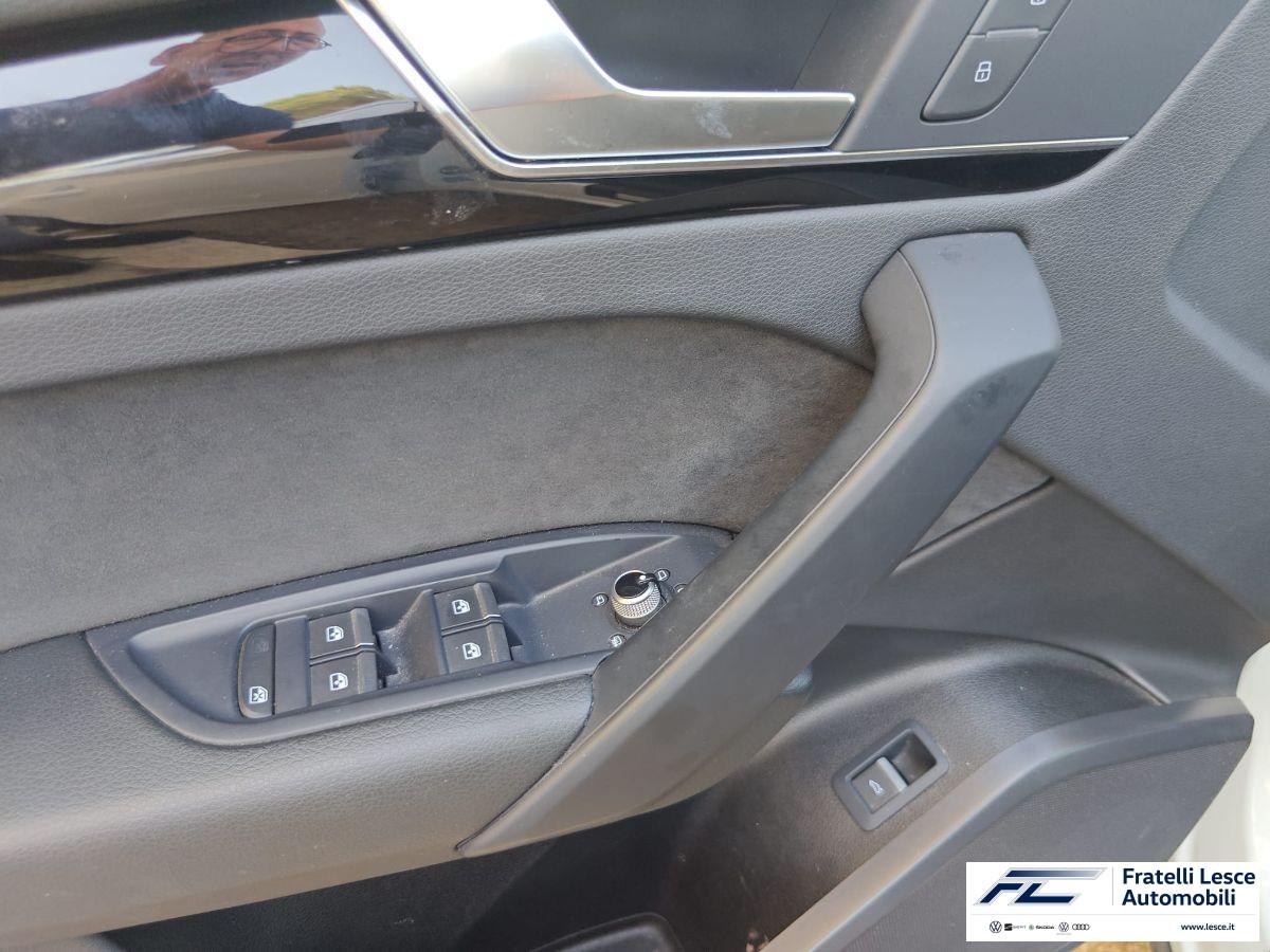 AUDI - Q5 40 2.0 tdi mhev 12V S line Plus quattro s-tronic (Pronta Consegna!!)