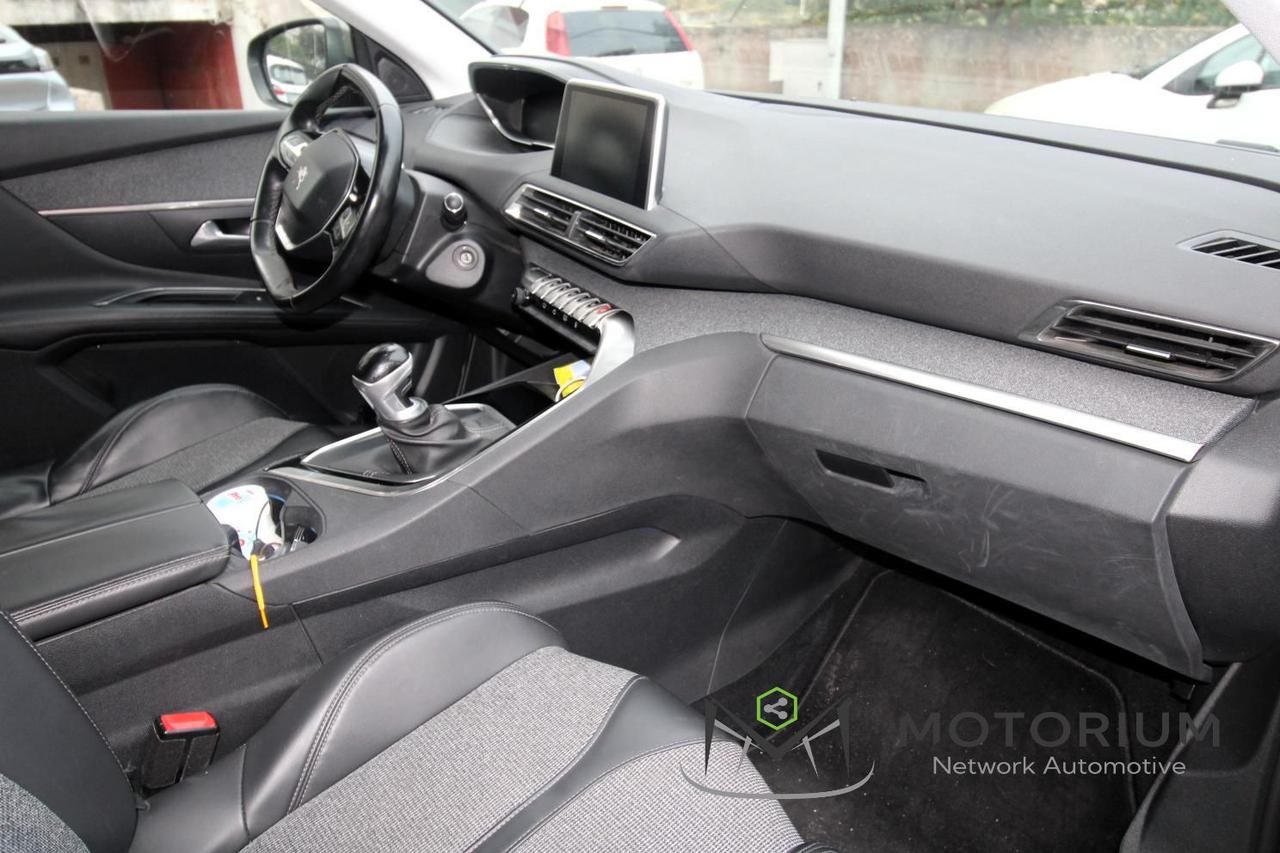 Peugeot 3008 3008 1.6 bluehdi Business s&s 120cv