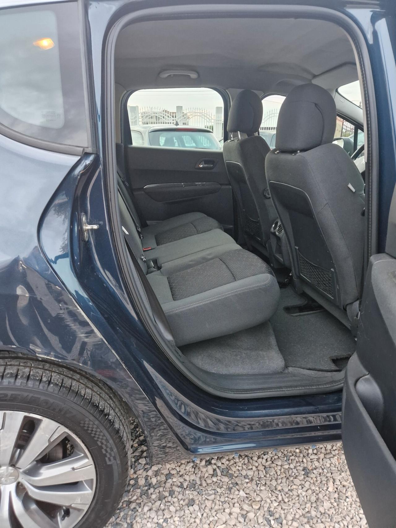 Peugeot 3008 BlueHDi 120 S&S Allure 2015
