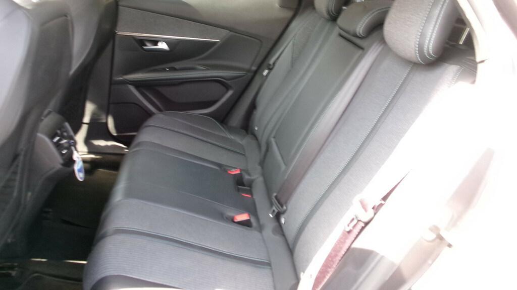 Peugeot 3008 1.5 BlueHDi Allure Pack EAT