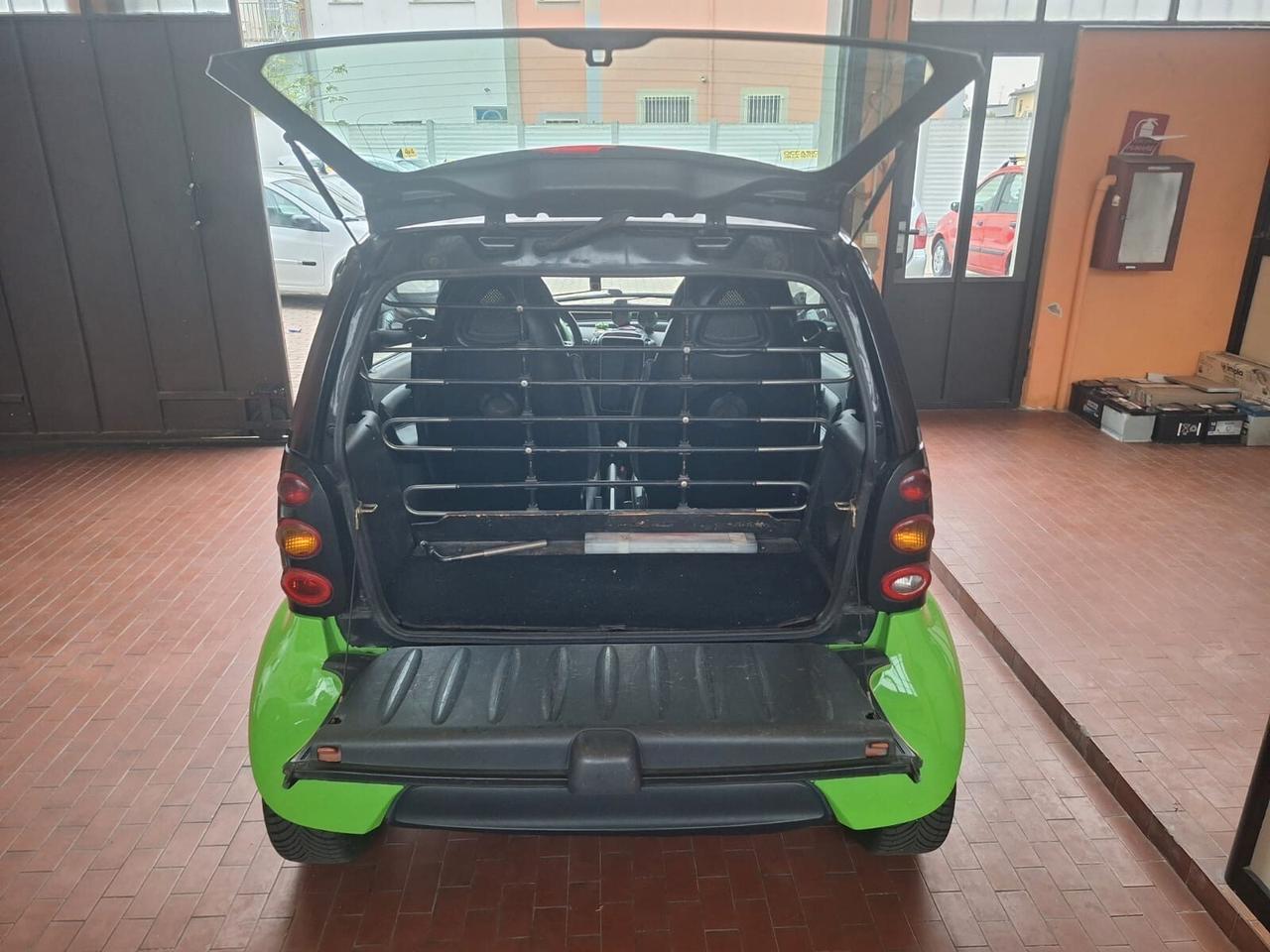 Smart ForTwo 799 Autocarro N1