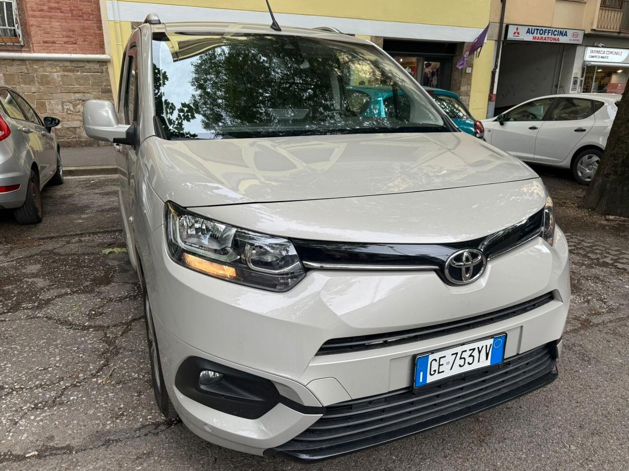 Toyota Proace Proace City Verso 1.2 110 CV S&S Short D Lounge