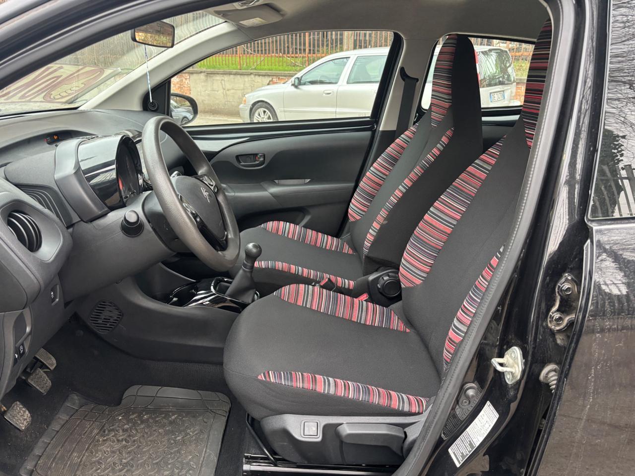 Citroen C1 VTi 72 5 porte Shine