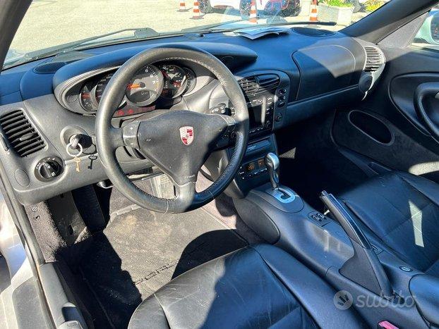 Porsche carrera 4 996