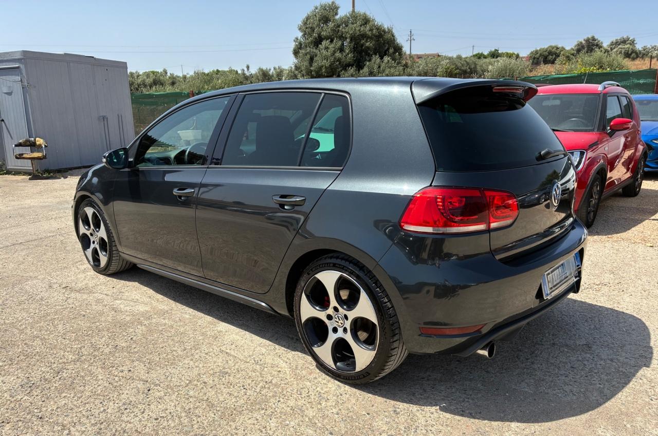 Volkswagen Golf 2.0 TSI 5p. GTI