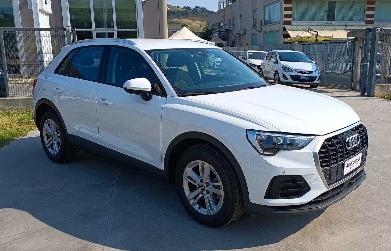 Audi Q3 35 TDI 150CV S tronic Business 2022