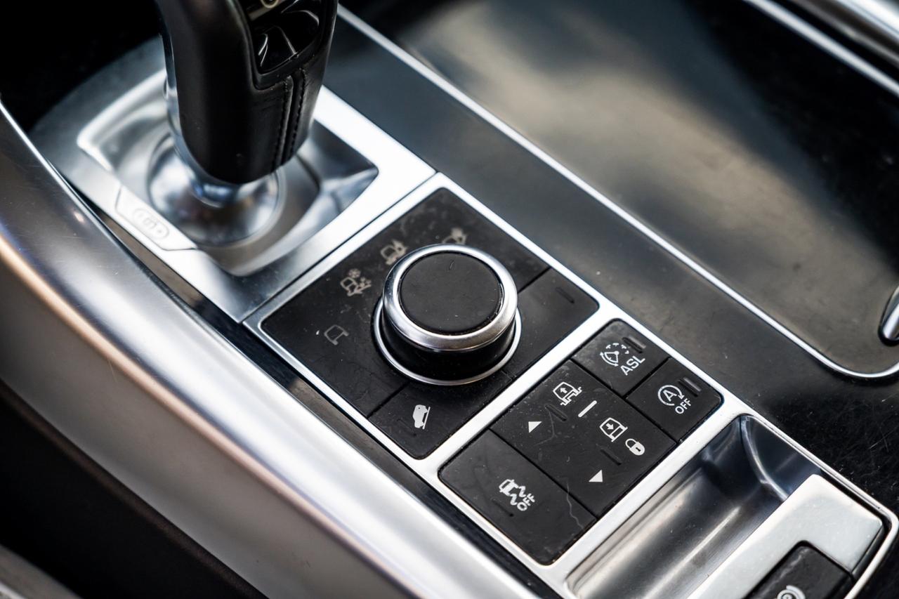 Land Rover Range Sport 3.0 TDV6 HSE