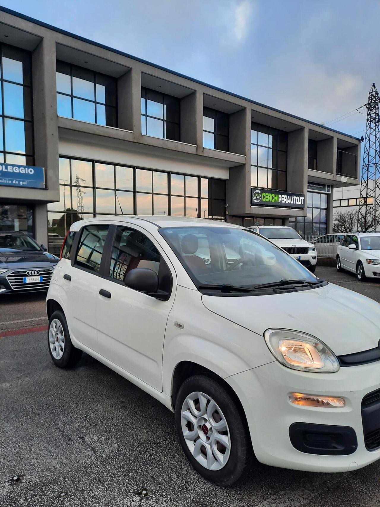Fiat Panda 0.9 TwinAir Turbo Natural Power Lounge