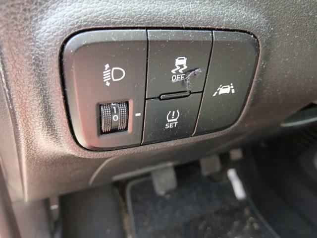 HYUNDAI i10 1.0 MPI