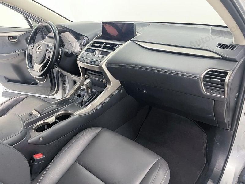 Lexus NX 300h 2.5 Executive 4wd cvt