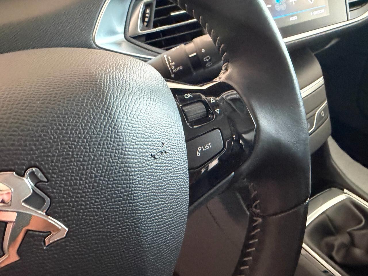Peugeot 308 1.5 BLUEHDI 130 cv. 5 porte ACTIVE