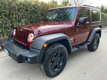 Jeep Wrangler 3.8 Sahara Auto DA VETRINA