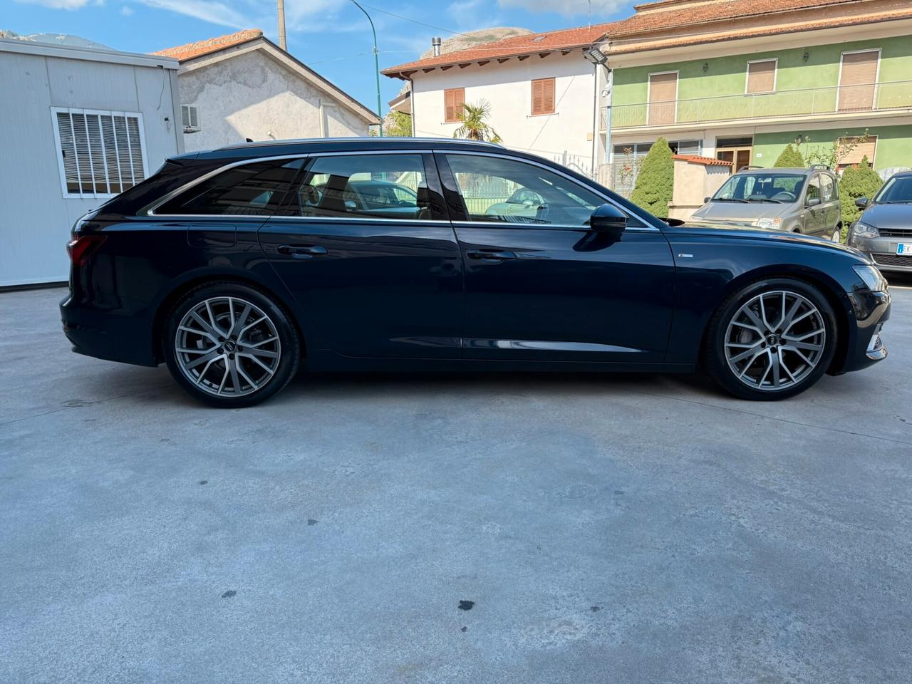Audi A6 Avant 40 2.0 TDI Sline