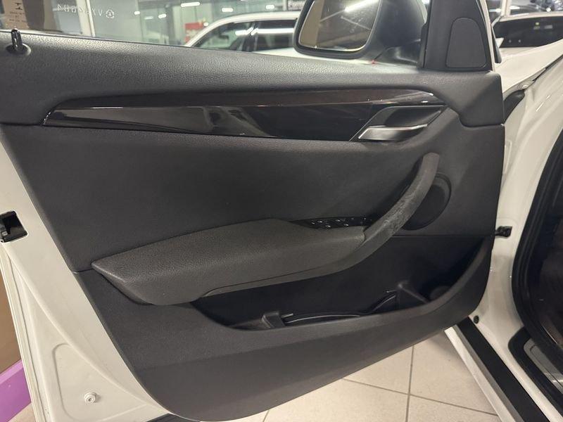 BMW X1 X1 sDrive18d X Line