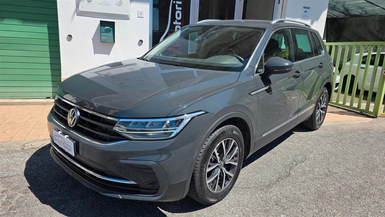 Volkswagen Tiguan 2.0 TDI 150 CV SCR DSG Elegance