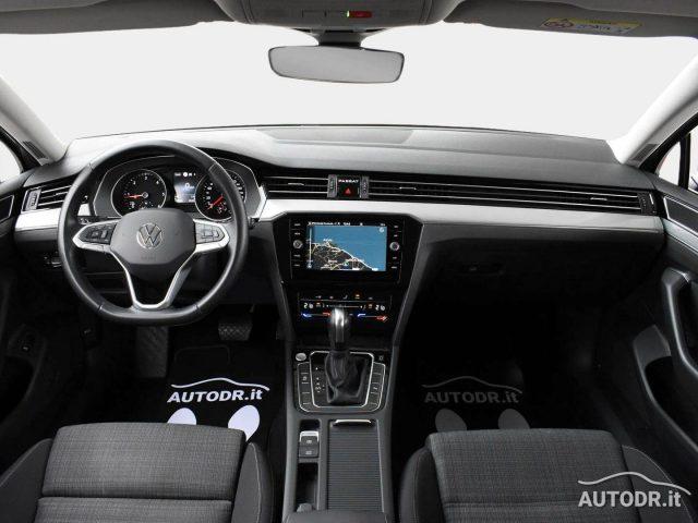 VOLKSWAGEN Passat Variant 2.0 TDI EVO DSG Business Fari LED, Navi, Ambient
