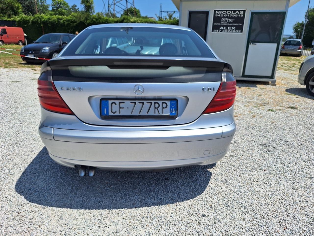 MERCEDES CLASSE C 220 DISEL SPORT COUPE 2004
