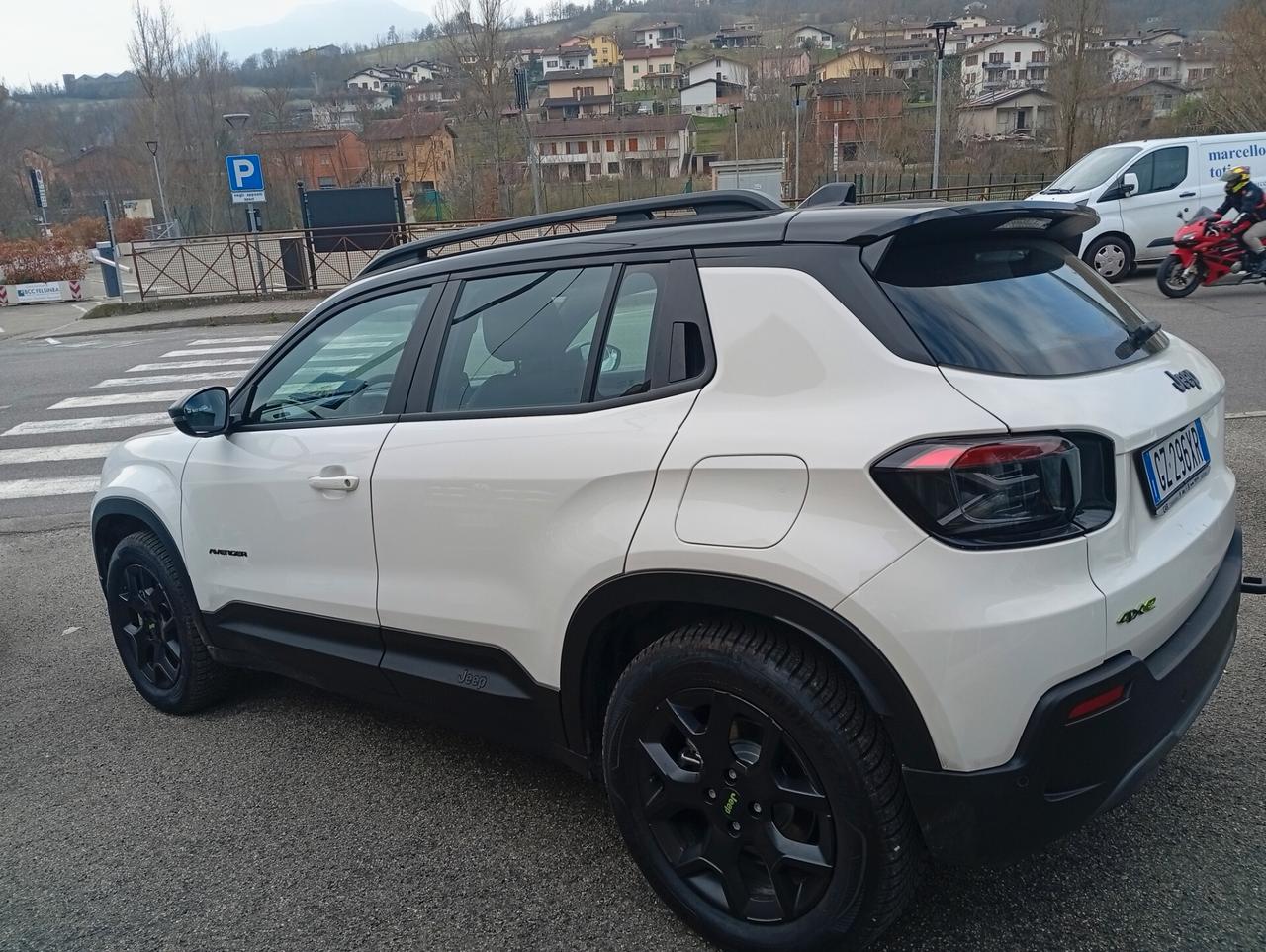 Jeep Avenger 1.2 Turbo 136 CV MHEV 4xe Upland