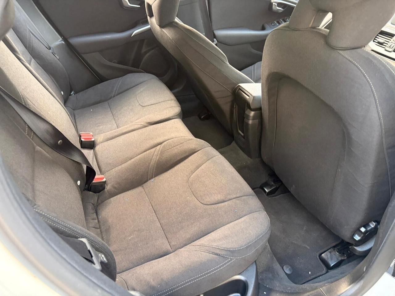 Volvo V40 Cross Country D2 1.6 Summum*EURO5B*NEOPATENTATI