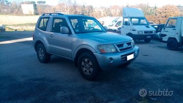 Mitsubishi Pajero III 3.2 16V DI-D 160CV 3p. GLX