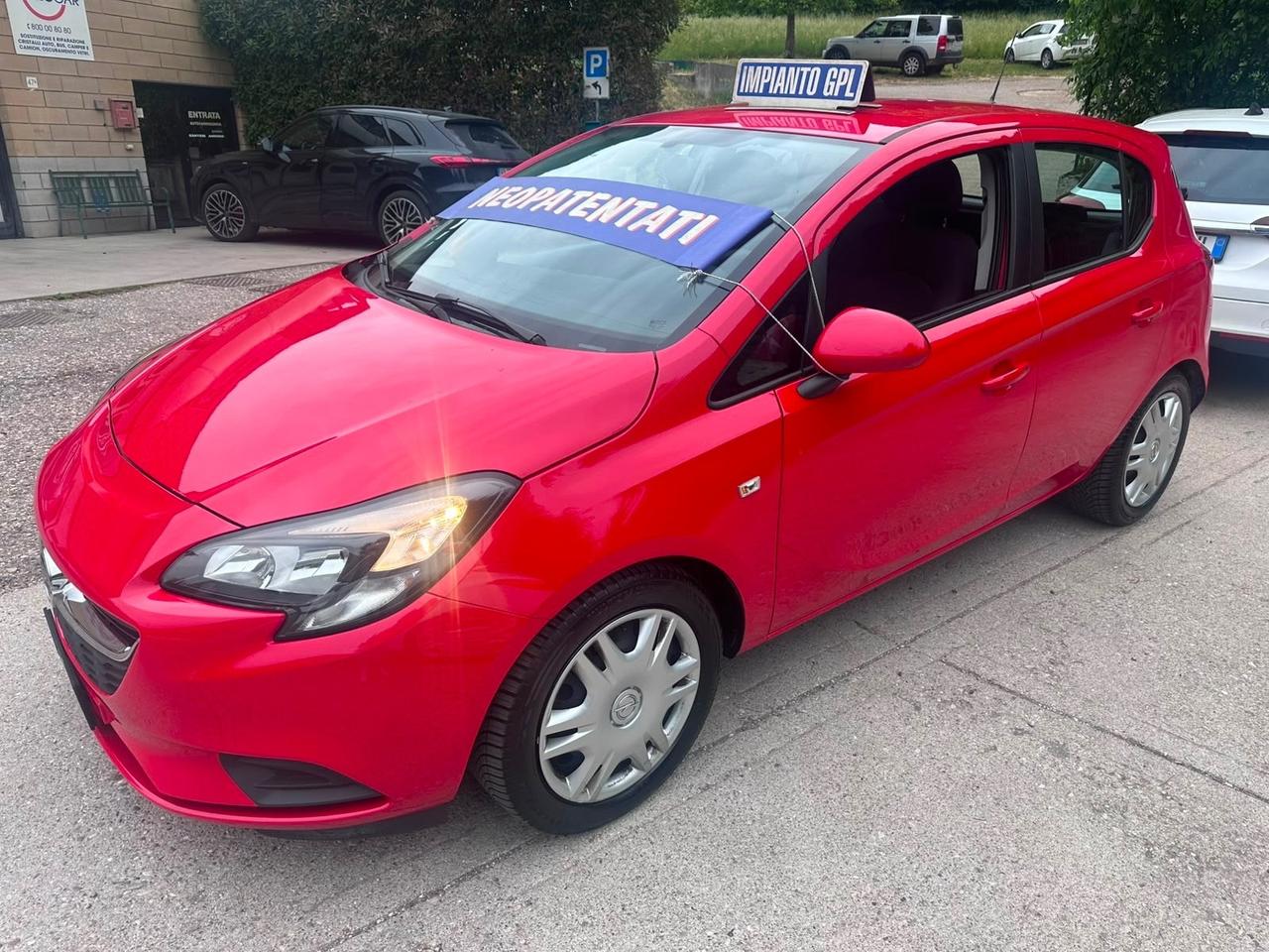 Opel Corsa 1.4 90CV GPL Tech 5 porte Advance