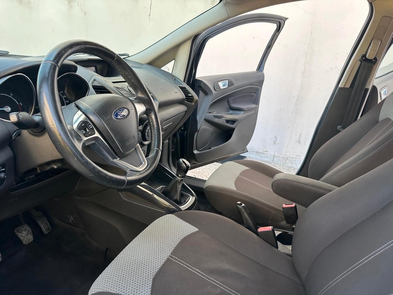 Ford EcoSport 1.5 TDCi 95 CV Titanium-12/2015