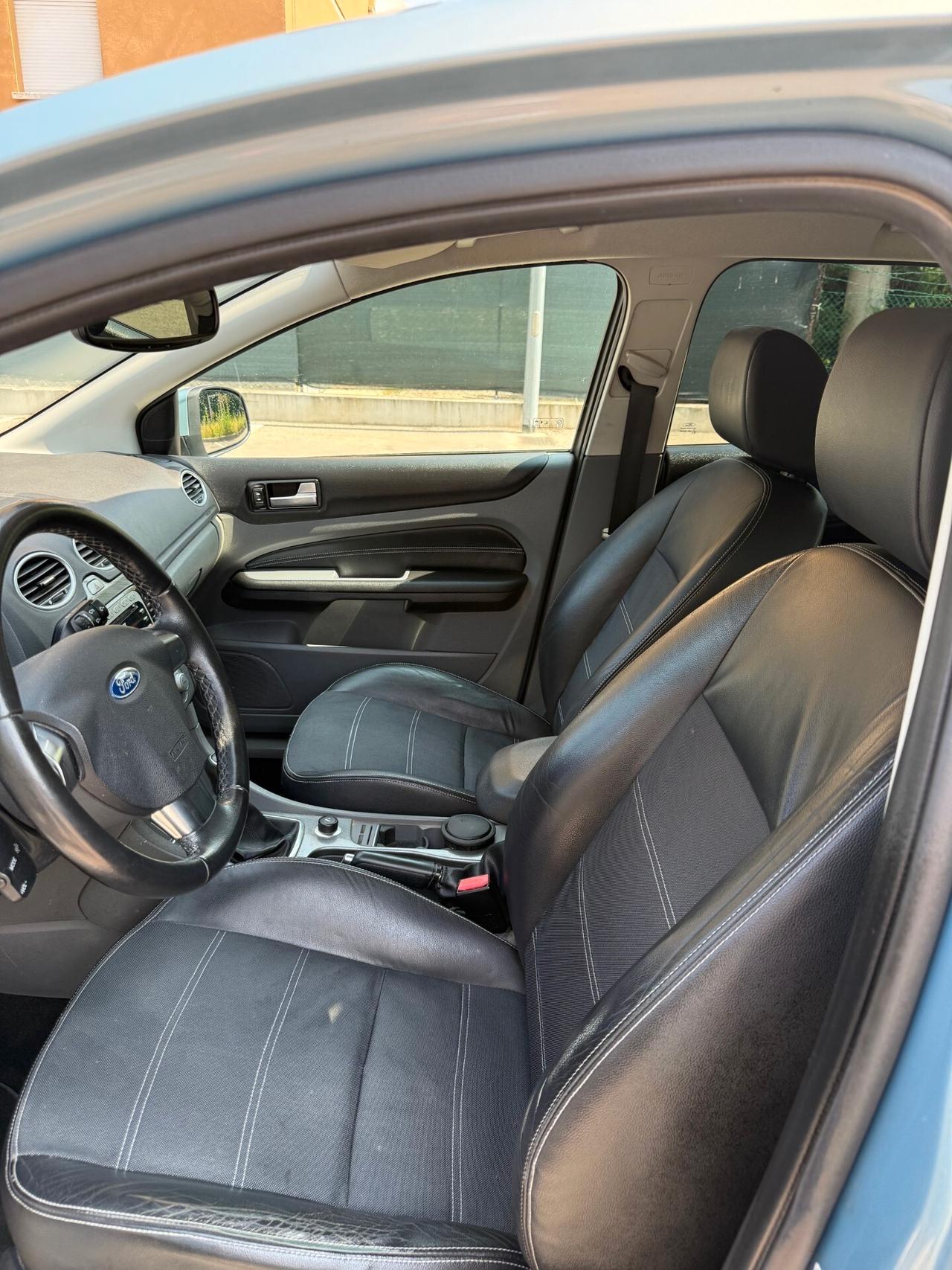 Ford Focus Station Wagon 1.6 tdci - 12 MESI DI GARANZIA -
