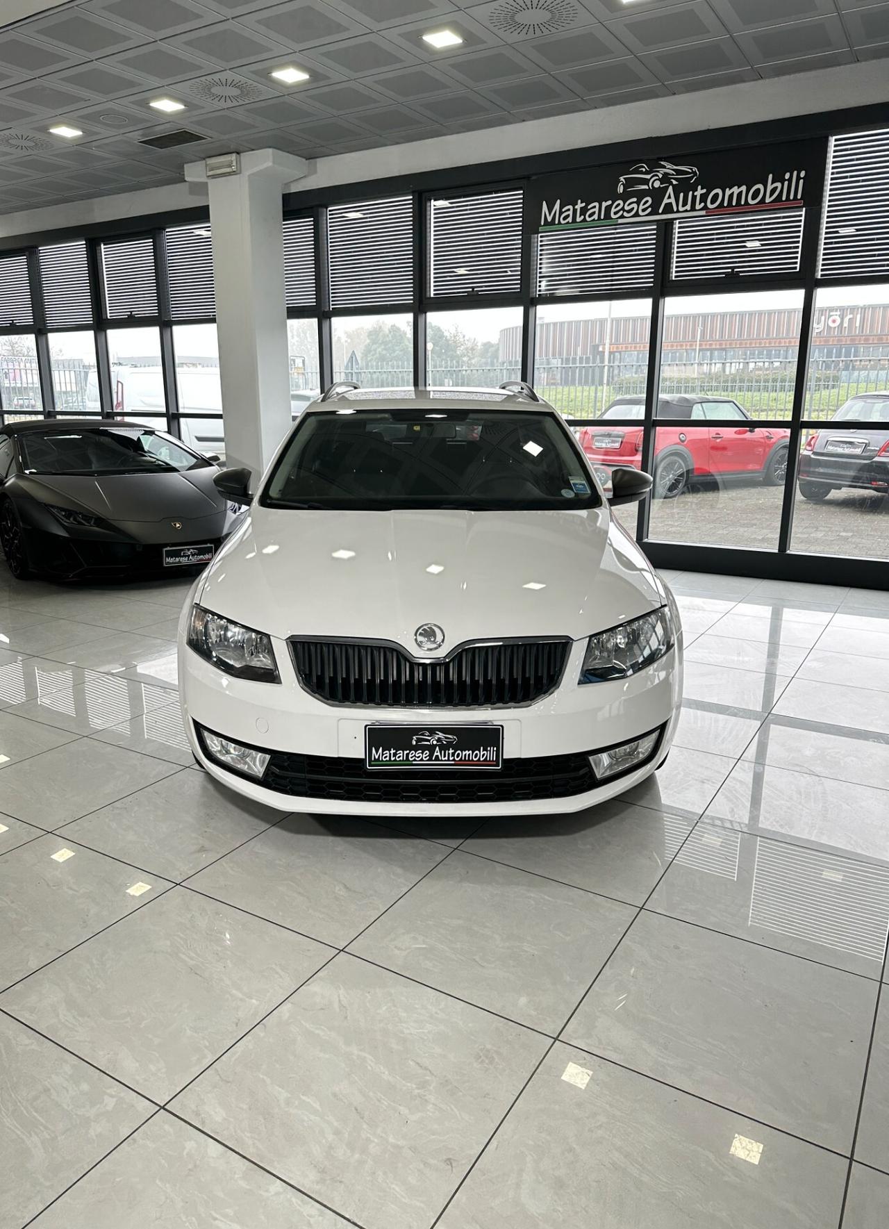 Skoda Octavia Skoda Octavia 1.6 tdi 90cv OKNeopatentati Tagliandata