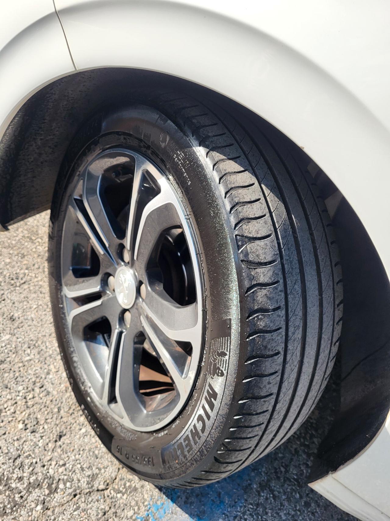 Peugeot 208 1.4 HDI-CINTA DISTRIBUZ. E TAGLIANDO