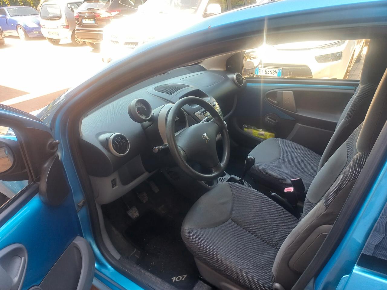 Peugeot 107 1.0 68CV 5p. Plaisir