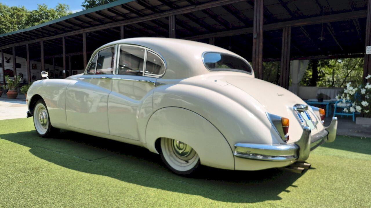 Jaguar Mark IX Saloon MK 9 – 1960 - SUMMER PRICE