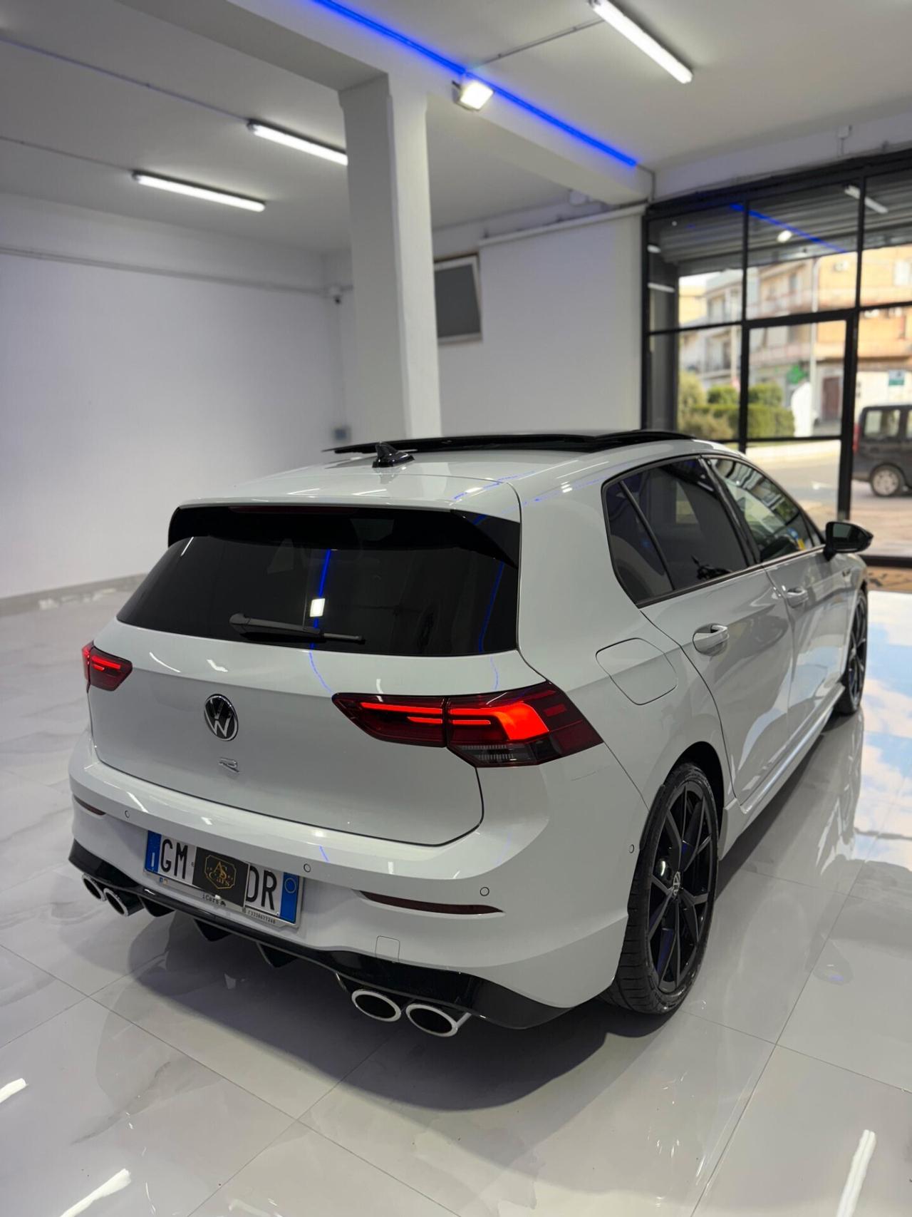 Volkswagen Golf 2.0 TSI R DSG 4Motion