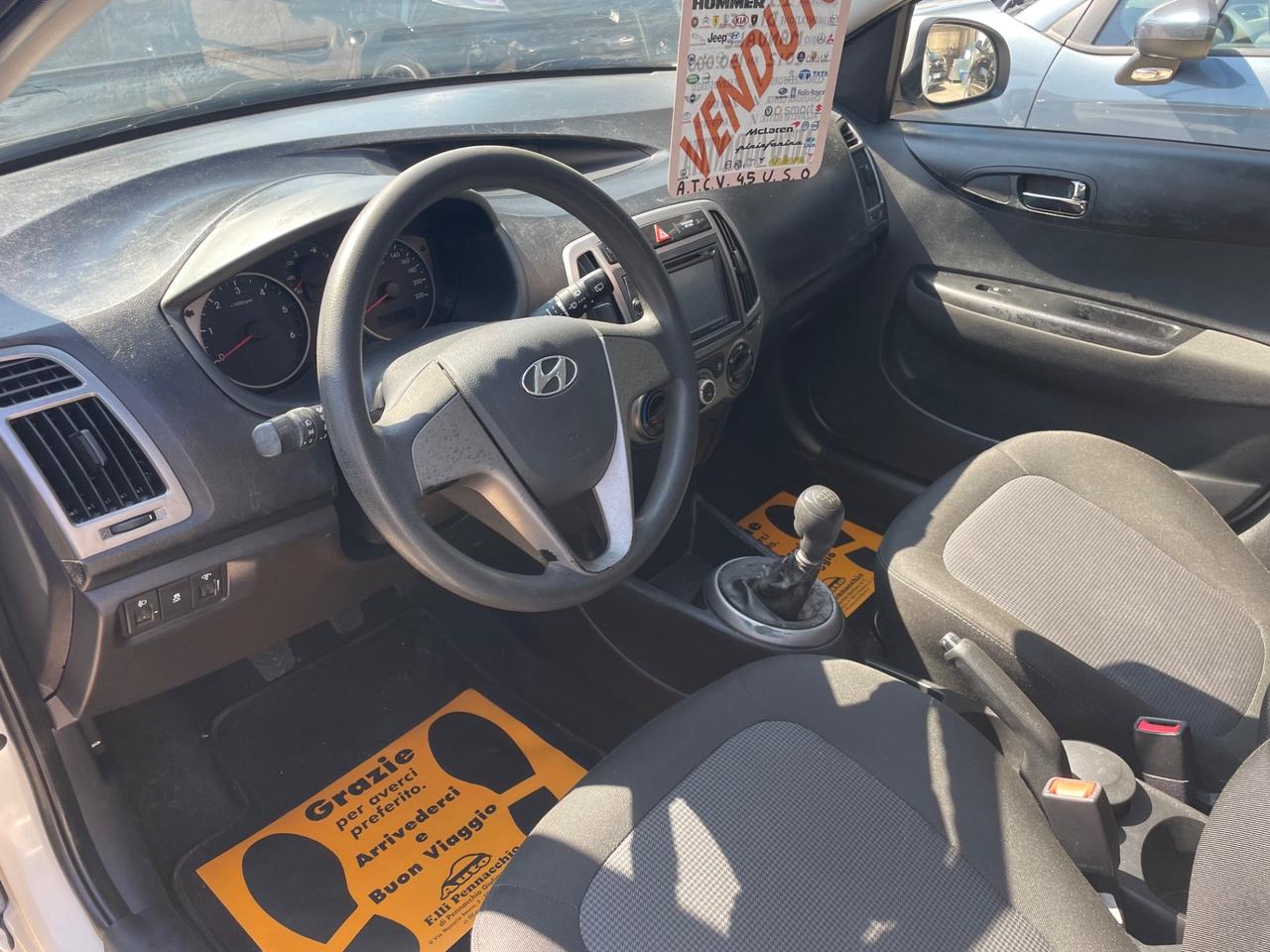 HYUNDAI i20 1.1 DIESEL 75 (CV) 2012