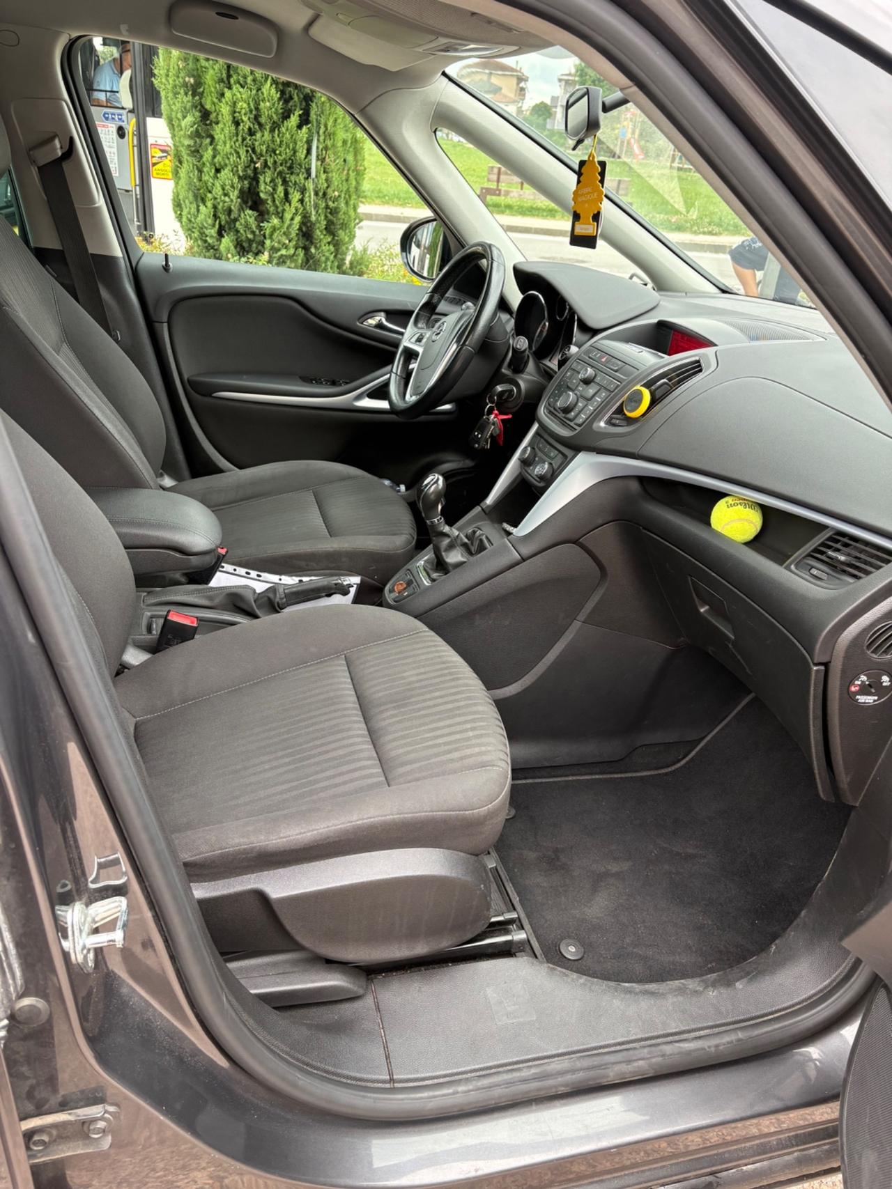 Opel Zafira 2.0 CDTi 130CV 7 posti pronta uso