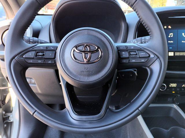 TOYOTA Aygo X 1000 VVT-I TREND 72CV 5P CARPLAY CAM"17 ITALIA