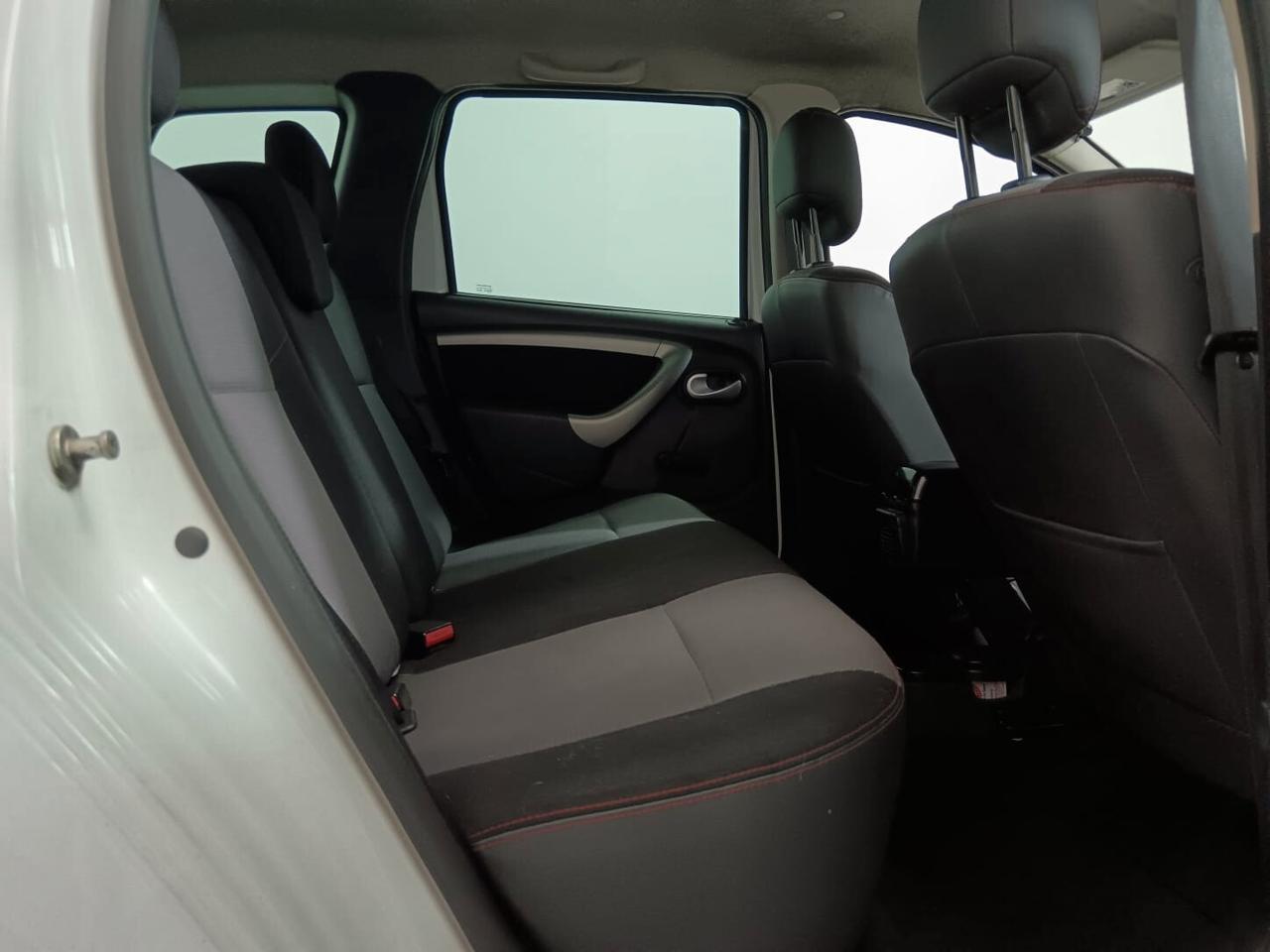 Dacia Duster 1.6 110CV GPL Lauréate
